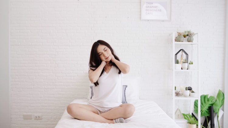 Cara Mengatasi Sakit Kepala Saat Hamil dengan Metode Alami