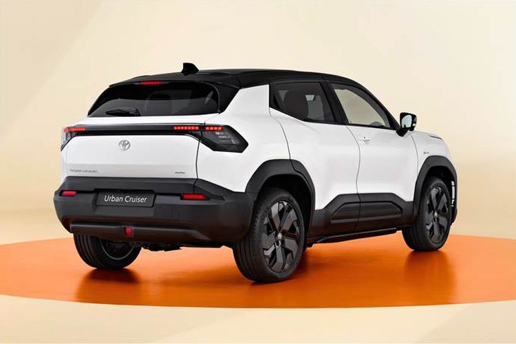 Toyota Urban Cruiser EV SUV listrik modern dengan desain stylish dan performa tangguh