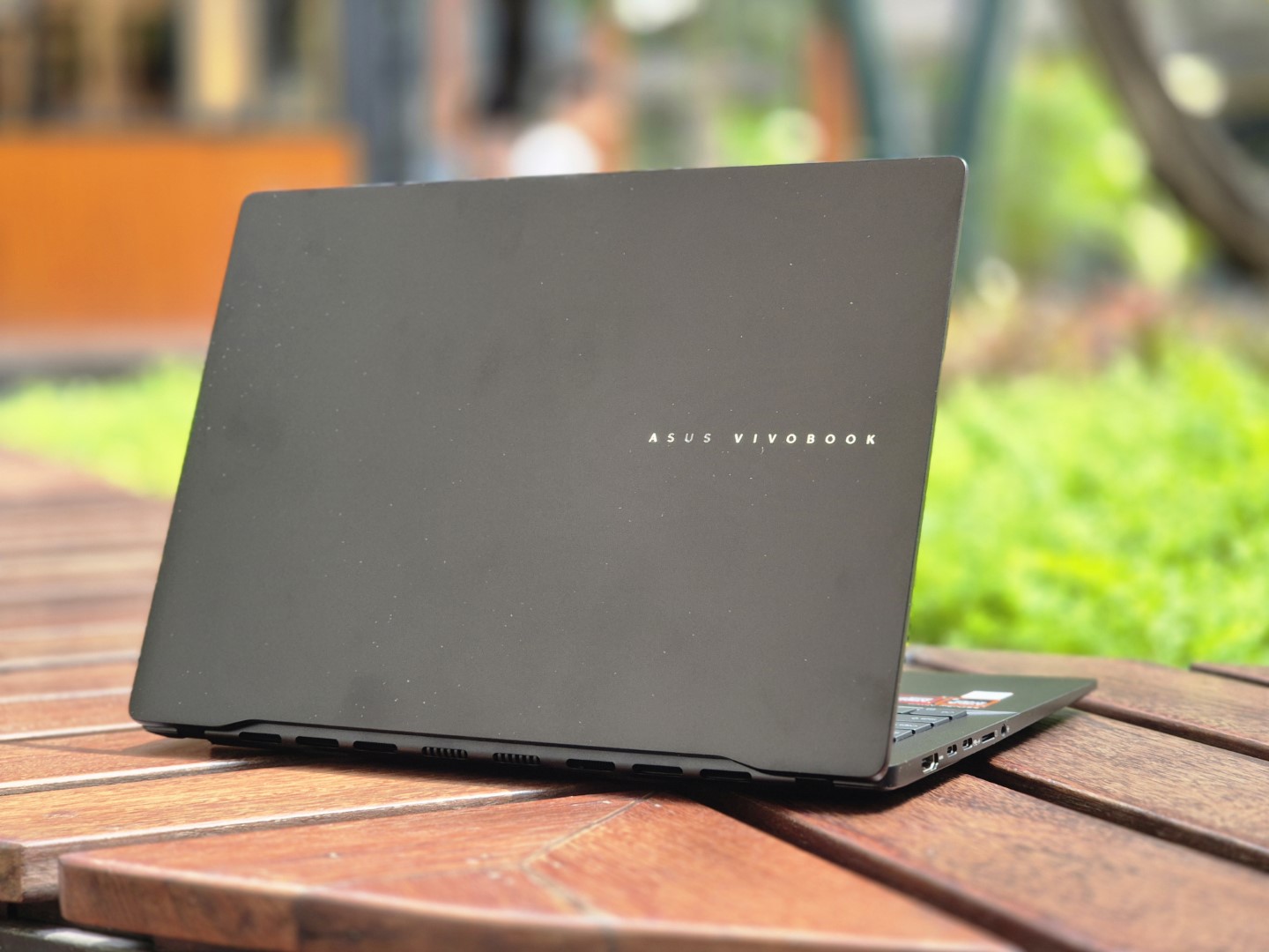 Keunggulan Asus Vivobook S14 OLED (M5406KA) dan performanya