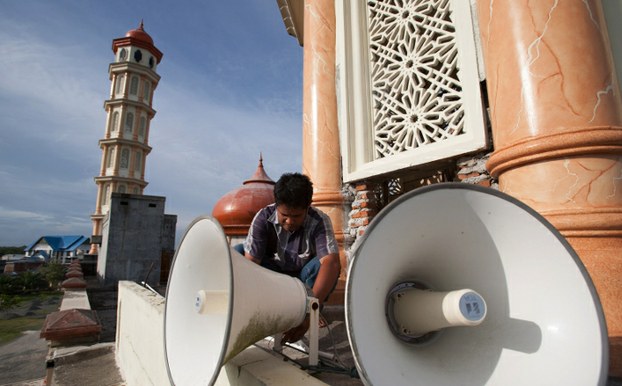 Suara Loudspeaker Masjid Cempreng? Ini Solusi untuk Suara Lebih Jernih