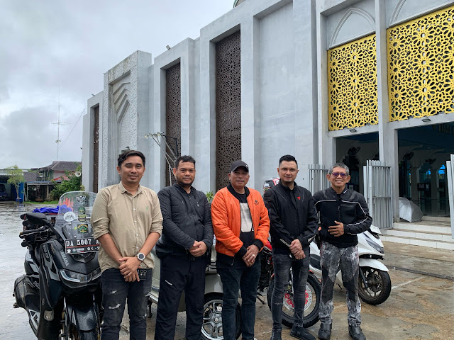 Bikers-Mu Chapter Kota Banjarmasin Gelar Touring dan Bakti Sosial ke Kampung Mualaf di Paramasan