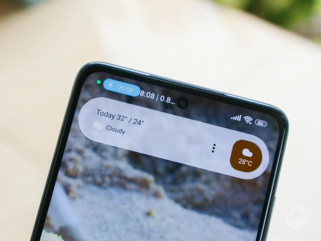 Tampilan Titik Hijau di HP Android dan iPhone