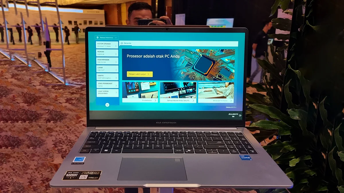 tampilan ASUS ExpertBook P3405CVA laptop bisnis tangguh dengan fitur AI
