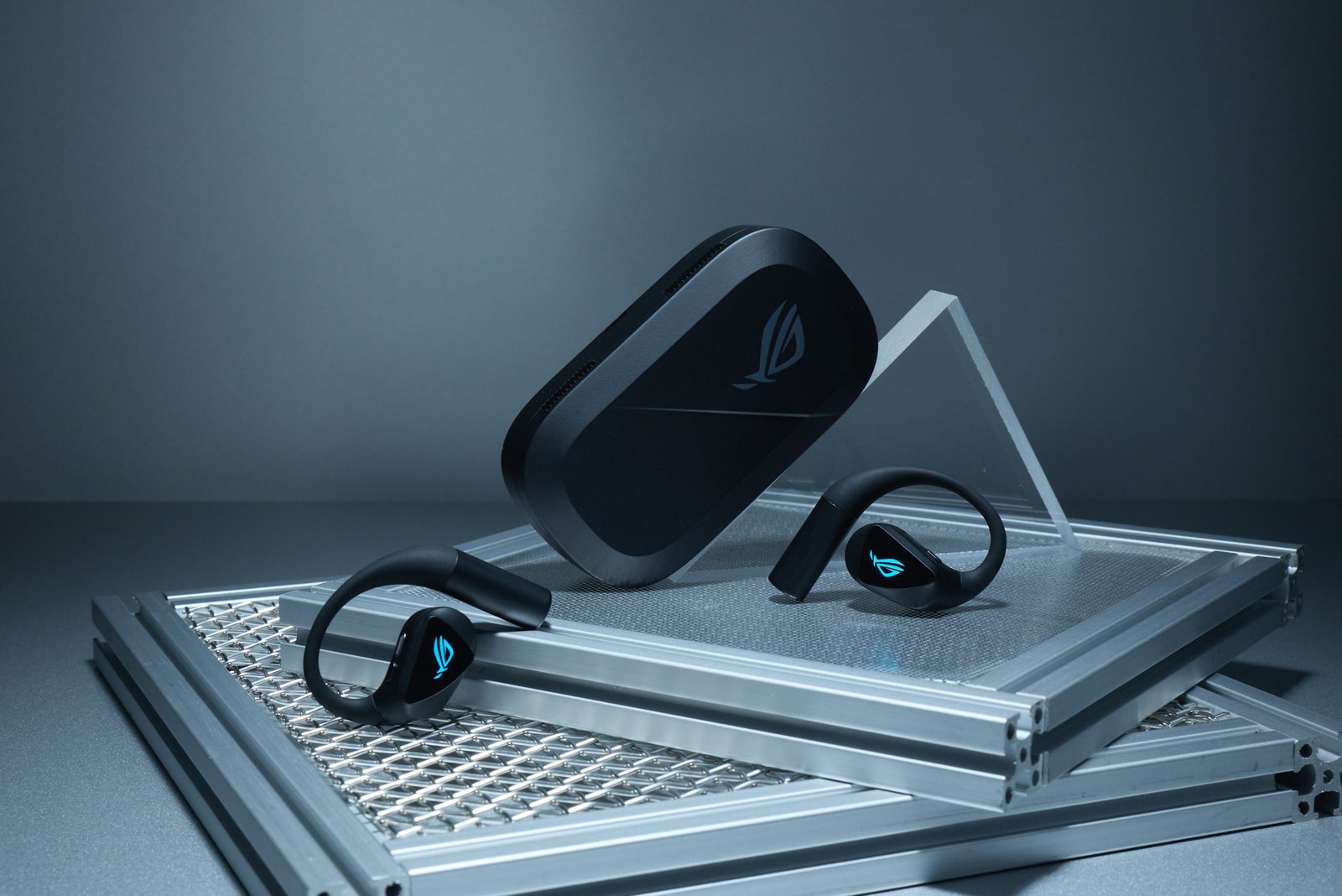 Asus ROG Cetra Open Wireless Hadirkan Konsep Earbud Gaming yang Lebih Adaptif