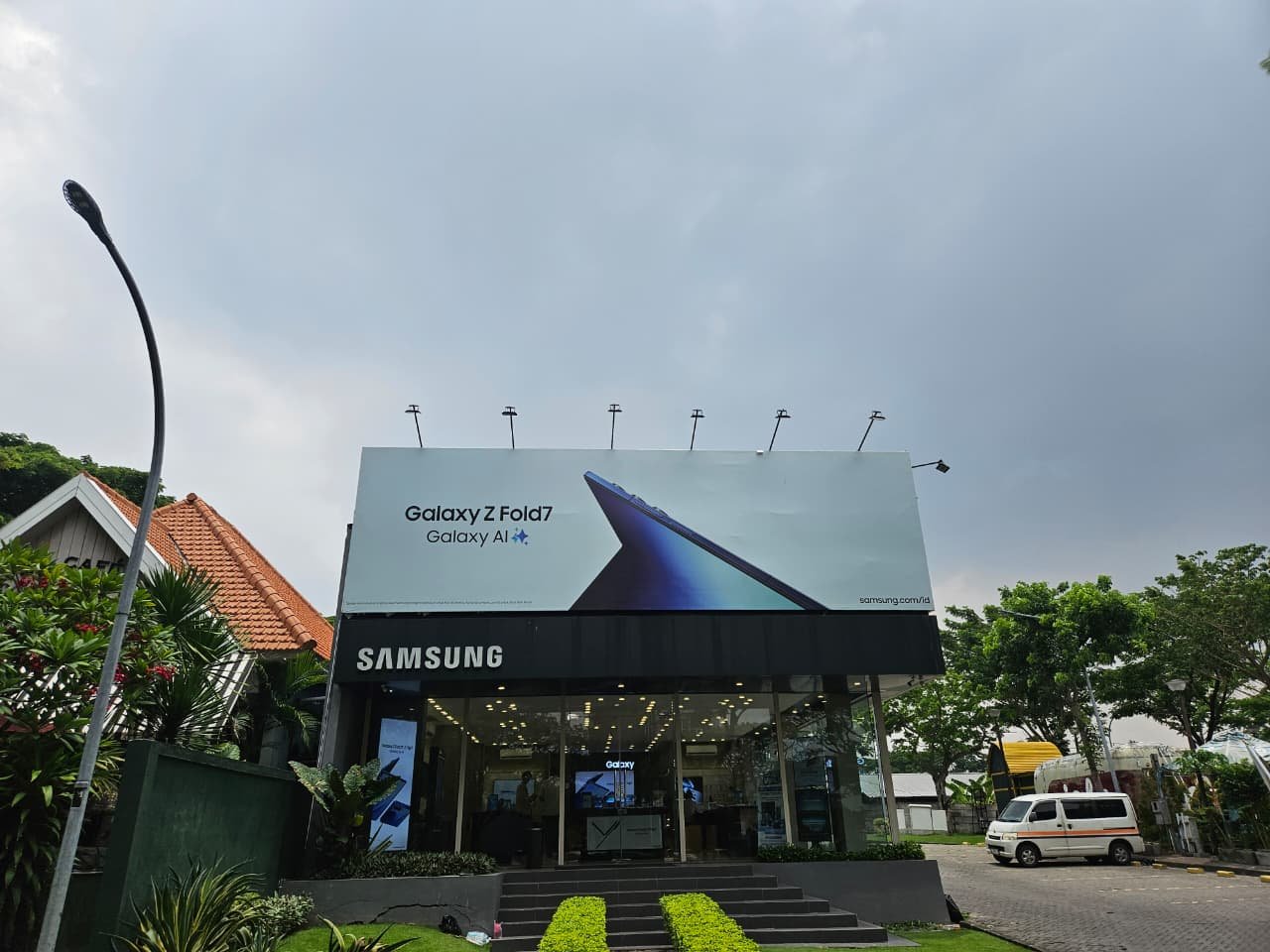 Bumilindo Jadi Pilihan Beli Samsung Galaxy S Series, Ini Daftar Harga Terbarunya
