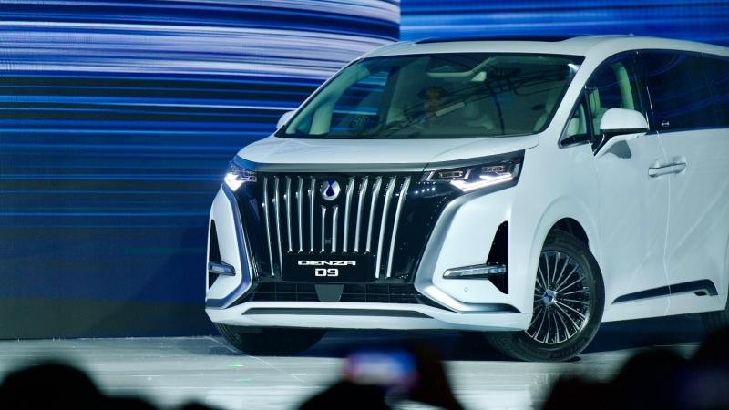 Denza D9 Terbaru Meluncur, Tawarkan Performa Tinggi dan Teknologi Canggih