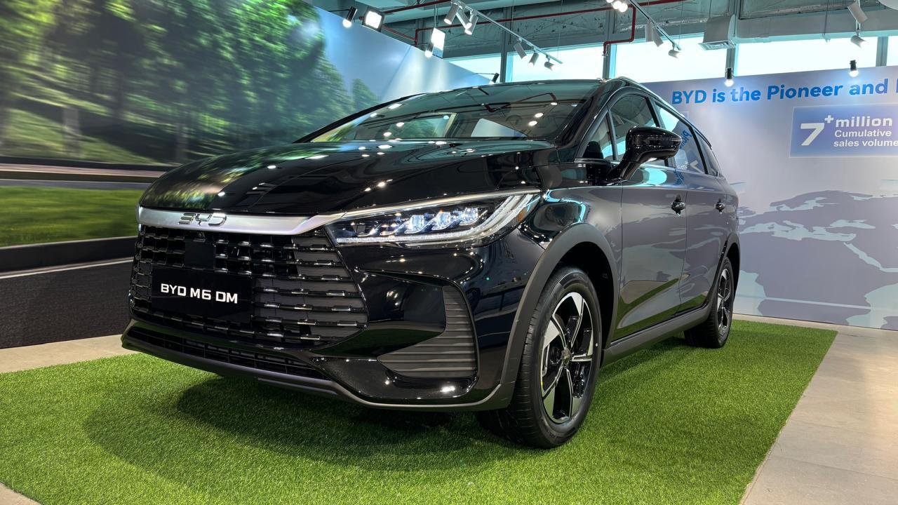 BYD M6 DM Resmi Meluncur di Indonesia, MPV Plug-in Hybrid 7 Penumpang dengan Klaim BBM 65 Km/L