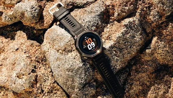 Amazfit T-Rex Dual Solar Hadir dengan Pengisian Surya Dua Sisi dan Baterai hingga 51 Hari