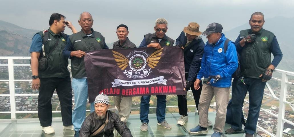 BikersMu Chapter Kota Pekalongan Jelajahi Pintu Langit dan Dieng, Melaju Bersama Dakwah
